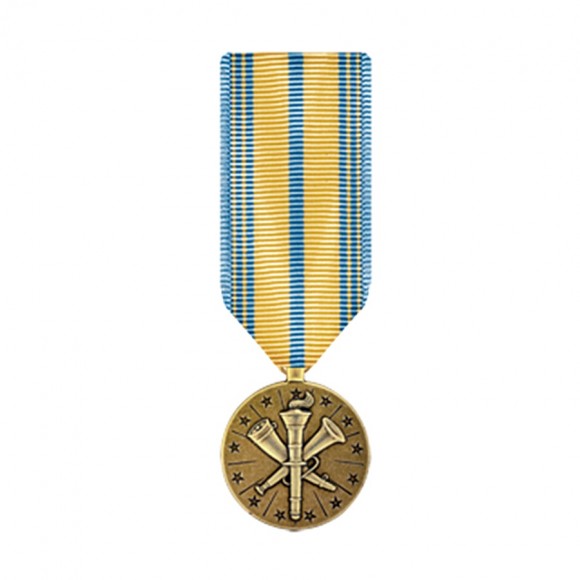Медаль "За службу в резерві збройних сил" США