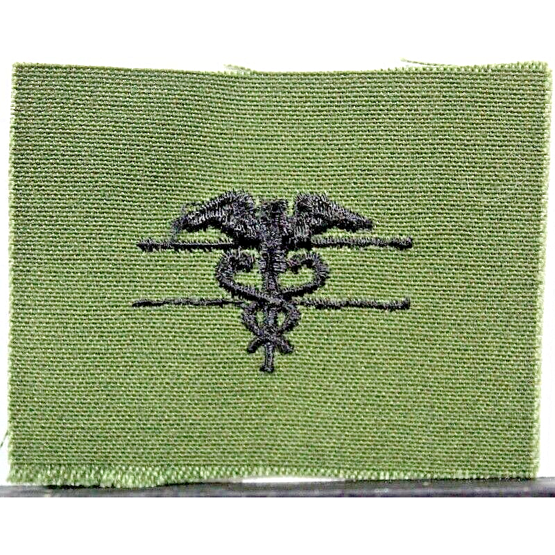 Нашивка US Army Expert Field Medical - Olive Green